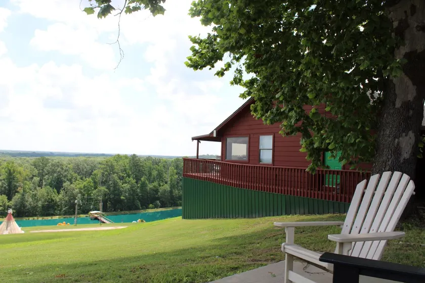 Eagle's Nest at God's Country - Image 1