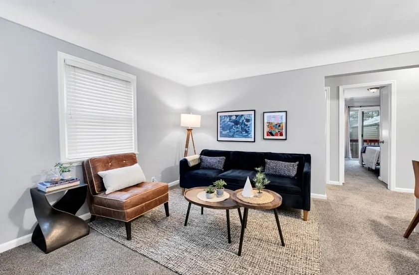 Lovely RO Home near Birmingham! - Image 1