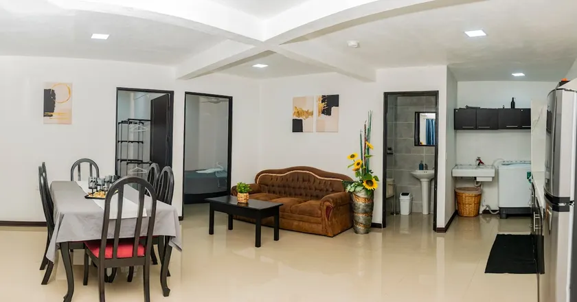 2-Bedroom apartmnt in Playas del Coco with AC Wifi - Image 1