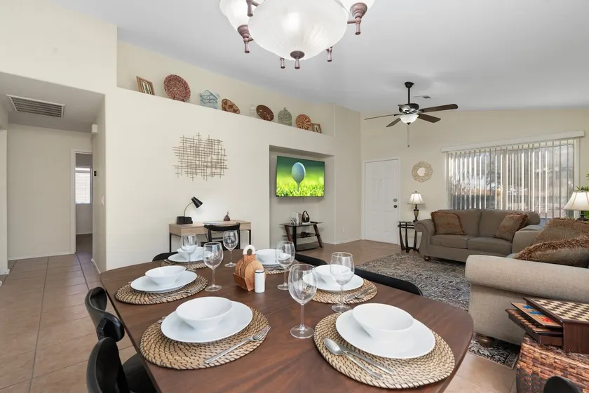 3bd/2ba House w/ Garage ~Charming Serenity in Mesa - Image 1