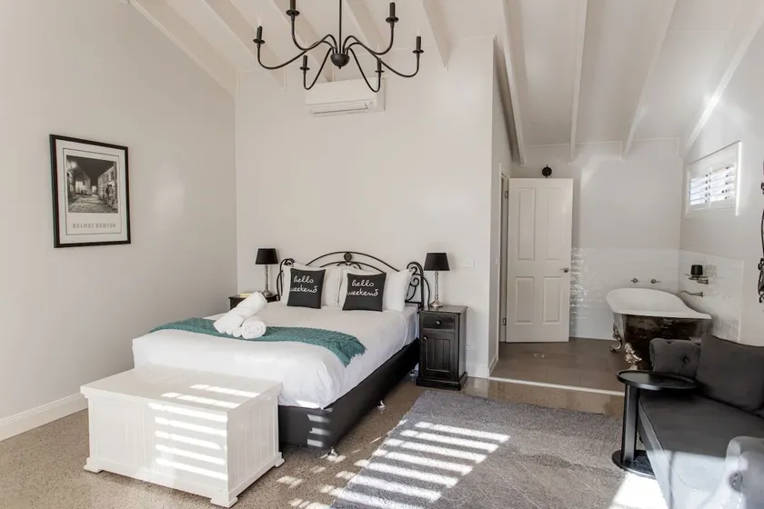 Chez Vous French Villa 4 – Pokolbin - Image 1
