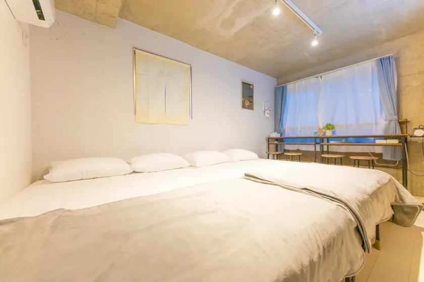 Newly built 20 m² | 5-minute walk from the station | Direct access to Tokyo/Ueno | Projector | High-speed Wi-Fi , Family-Friendly | Double... - Image 1
