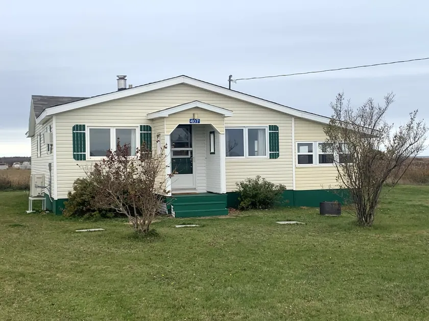 Donna’s Beach Cottage - Image 1