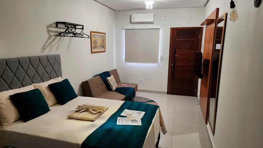 New studio + air conditioning and garage 6X no interest - Image 1