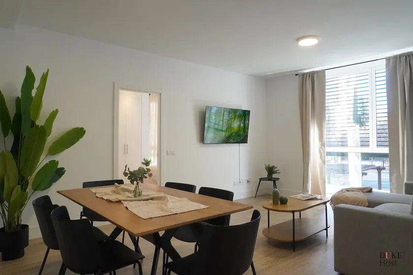 Duke 5Torres Apartments, Two bedroom apartment... - Image 1