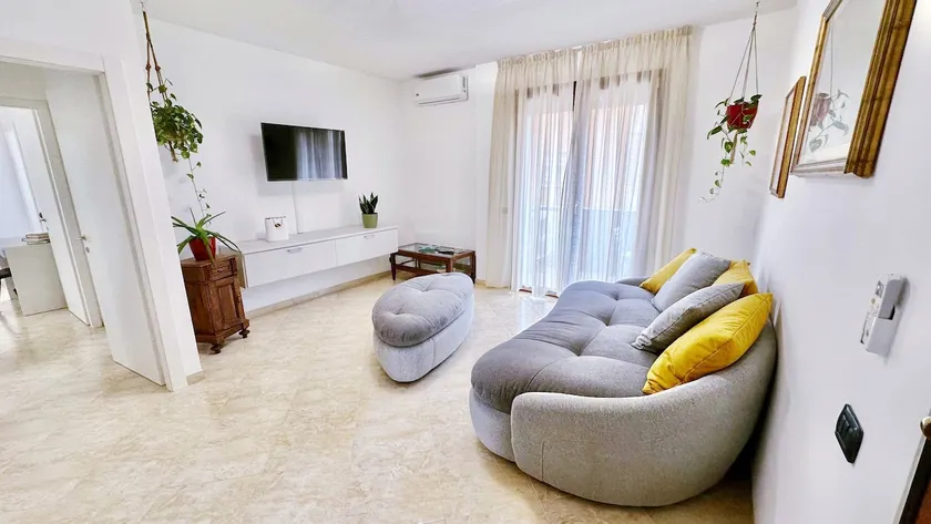 A3 CASA MAGNOLIA-MODERNO TRILOCALE- Milano Rho Fiera - Image 1