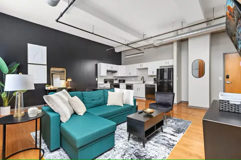 Cozy KC Stay + Pool & Hot Tub | 10 Min to Stadium - Image 1