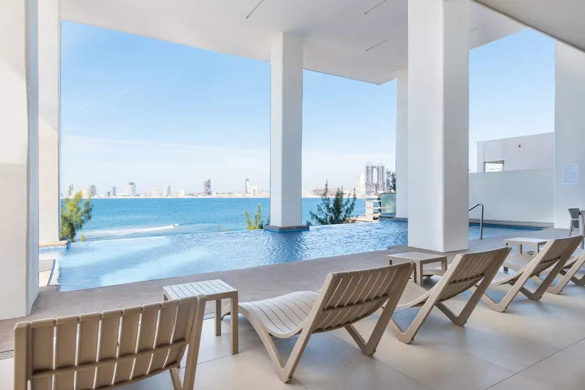Skyline Paradise Condo at “punta bahía” - Image 1