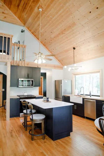 Cabin on Acreage Near TR/GVL/AVL - Image 1
