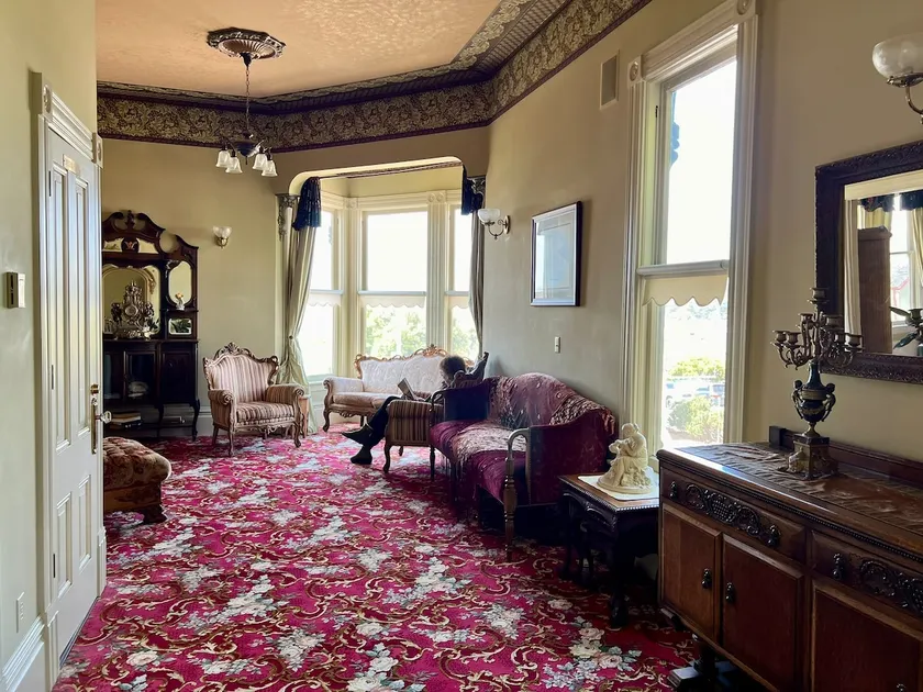 Upstairs at the Waterfront - Image 1