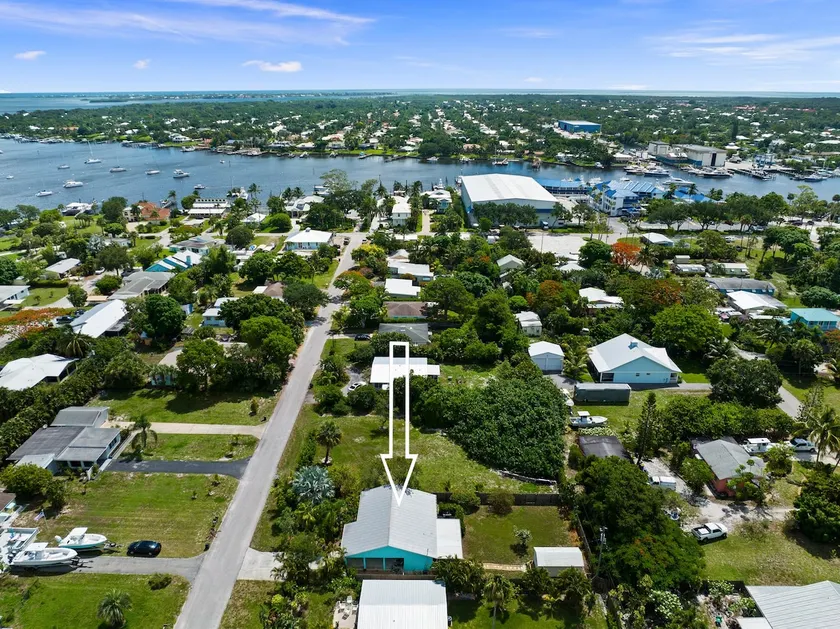 Dinner on us. Port Salerno/Stuart, walkable! - Image 1
