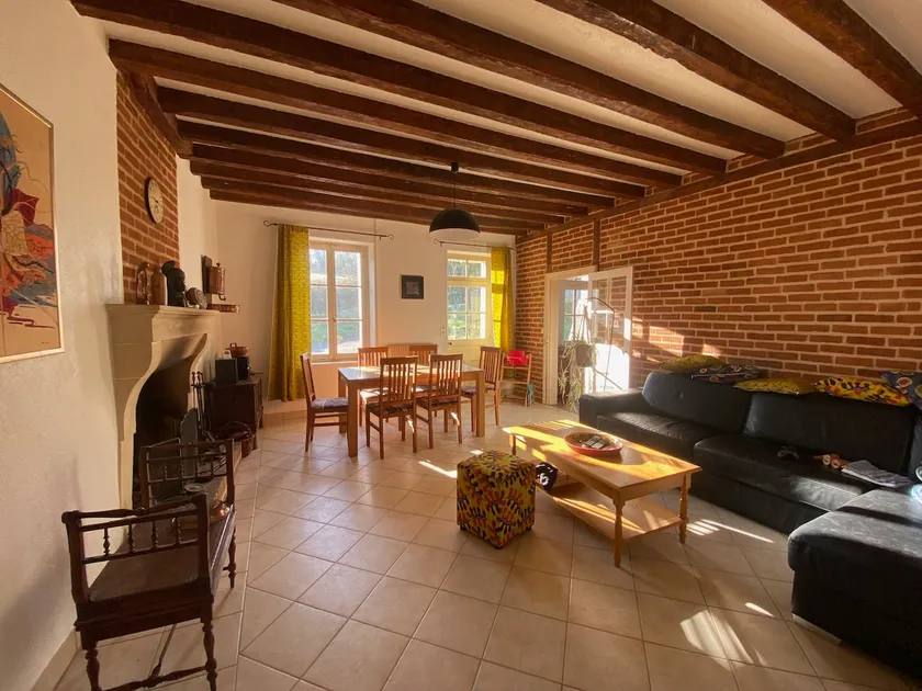 Le Petit Avray - Image 1