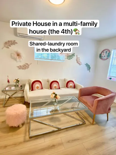 2Brs Pink Cozy House near DTLA - Image 1