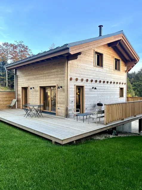 Entire 120 m2 quiet, new & fully equipped chalet! - Image 1