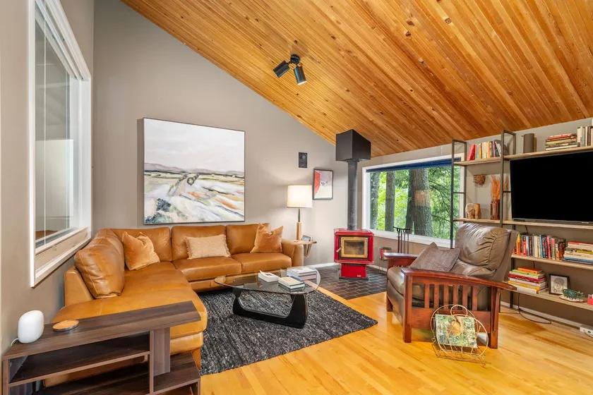 Urban Forest Hideaway - Image 1