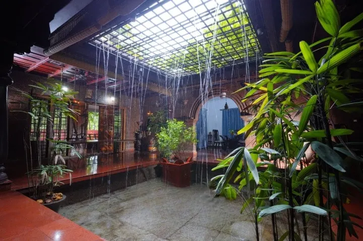 Guruvayoor courtyard illam Heritage l 4BH AC VILLA - Image 1