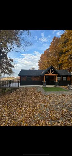 Ticonderoga - 3BR, 2BA Cottage - Image 1