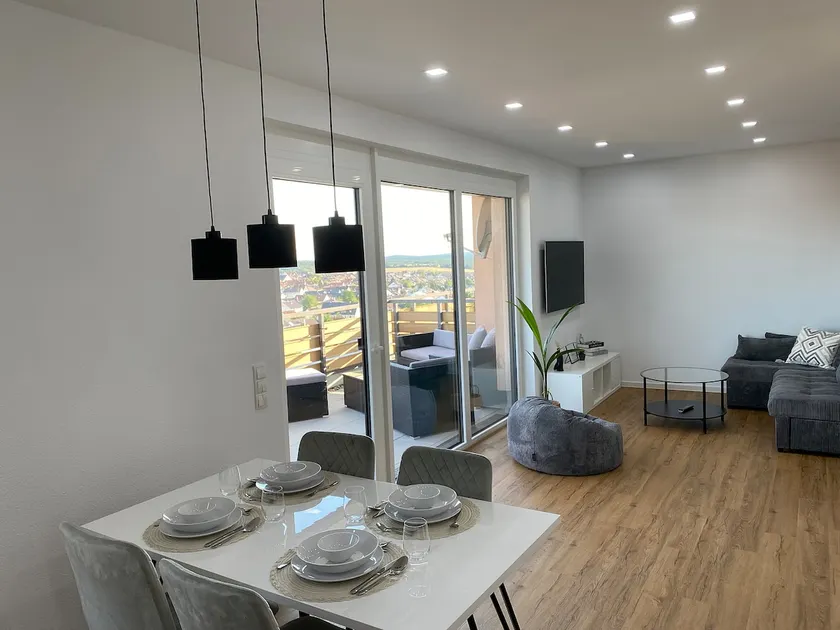 Penthouse apartment - fantastic view - Image 1