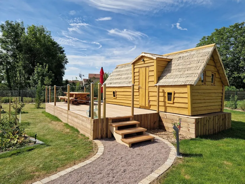Charming Magic Cabin - Image 1