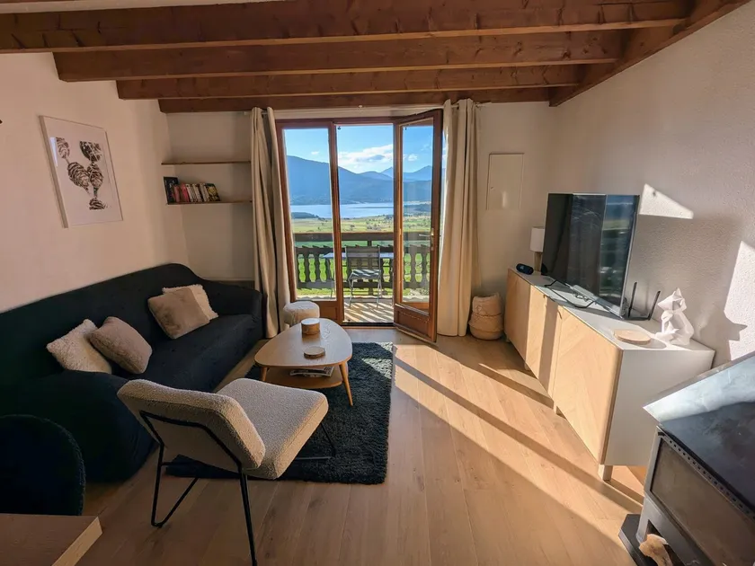 Grazioso appartamento T3 agli angoli con vista mozzafiato sul lago di Matemale - Image 1