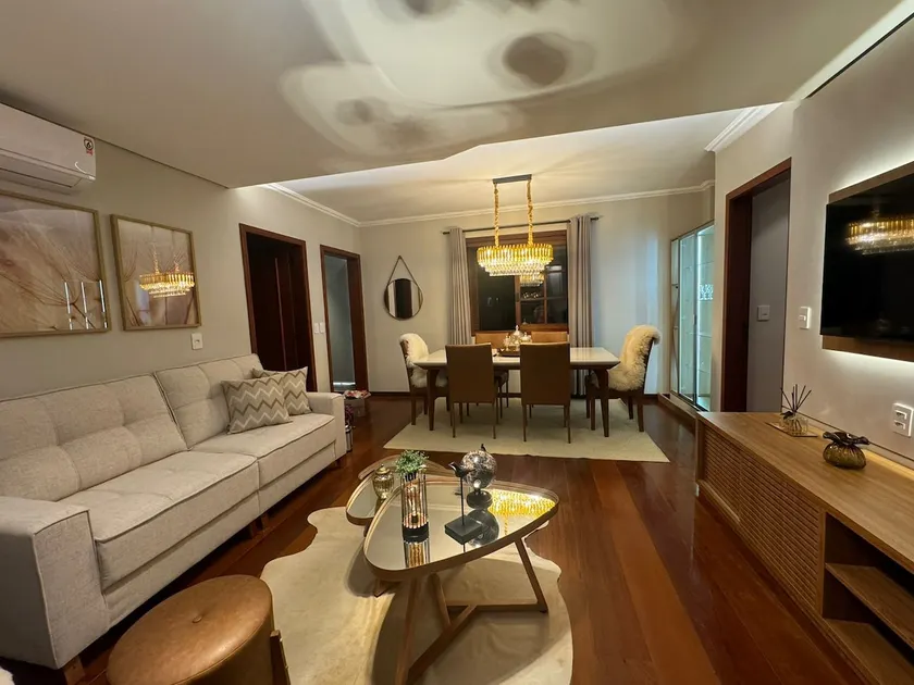 3 bedrooms next to Rua Coberta - Image 1