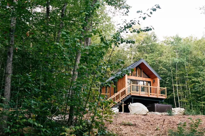 Nordic House | Glamping Cabin w Private Hot Tub - Image 1