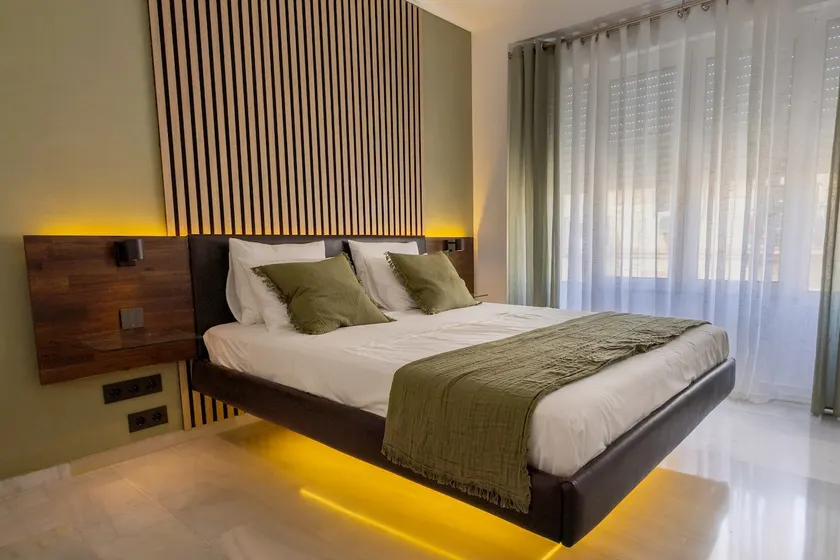 Comfy Stylish Stay in Malaga - Image 1