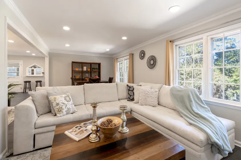 Perfect 4BR3BA Family Retreat*KingBeds*I-85/I-285 - Image 1