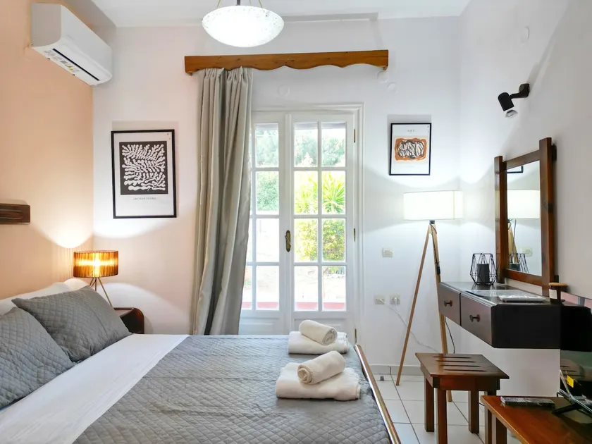 Joanna Harmony - 1 bedroom, A/C, WiFi,free parking - Image 1