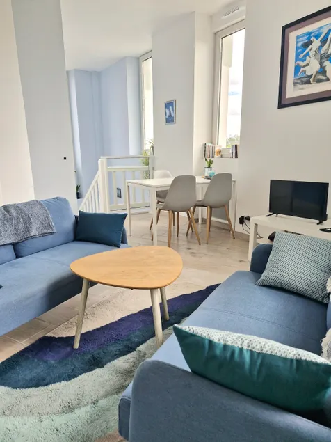 Quiet duplex in historic town centre - Image 1