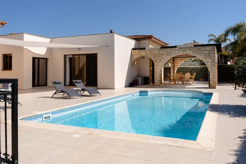 estéa • Jasmine Bliss - Chic Private Pool Bungalow - Image 1