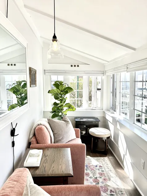 NEW! The Secret Sunroom Cottage - Image 1
