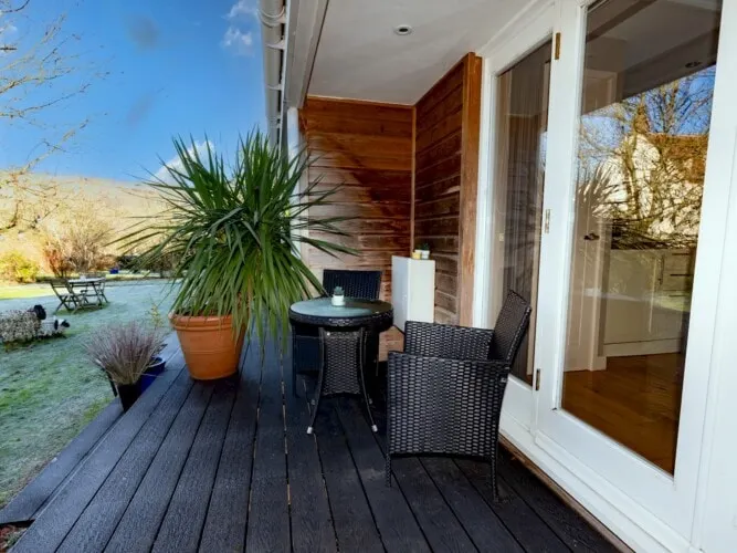 Apartment on farmland with views Garden Suite 2 - Image 1