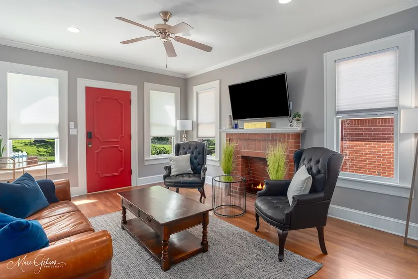 Be our guest at The Red Door! - Image 1