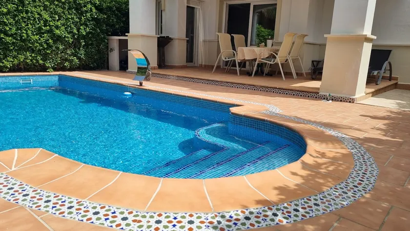 Villa with pool on the fairway in southwest location - Image 1