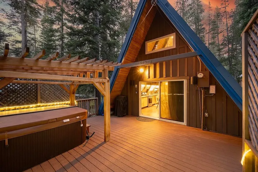 Summer A-Frame Escape: Hot Tub, Deck, Trails, Lake - Image 1