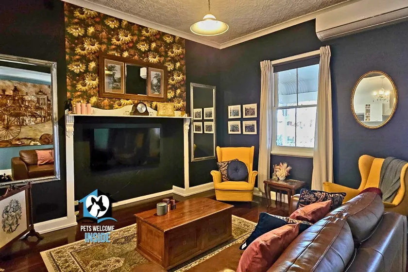 3 BR Little Addis Cottage in Historic Kalgoorlie - Image 1