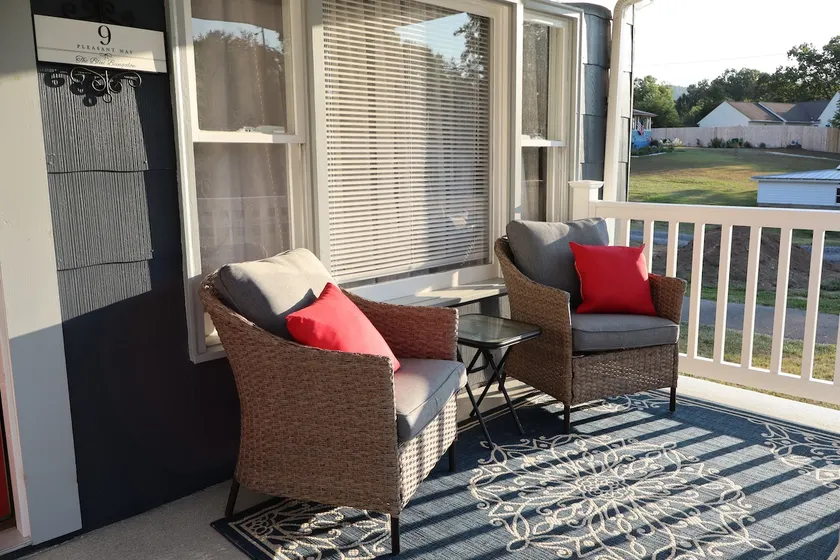The Blue Bungalow-3 Bedroom 1 Bath - Image 1