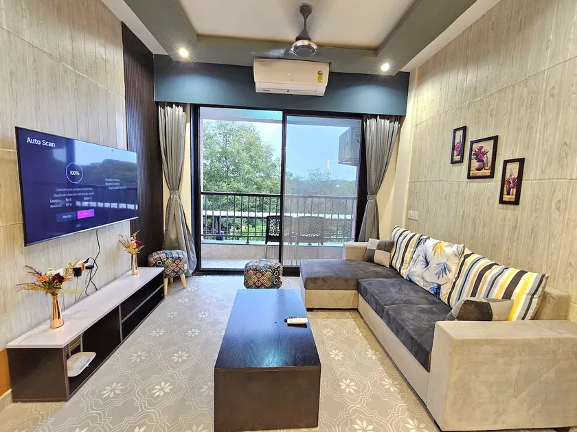 Candolim Luxury 2BHK w/ Pool | Mirashya B110 - Image 1