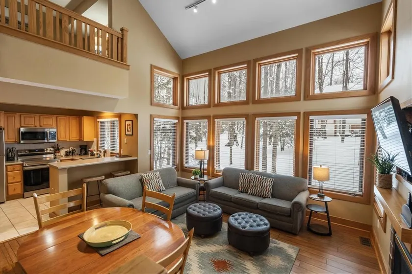 Large Condo, slps 18, perfect for your summer stay - Image 1