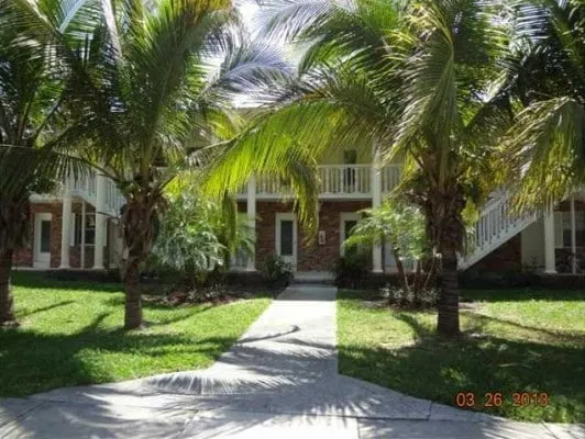 Beach Paradise in Key Biscayne - Image 1