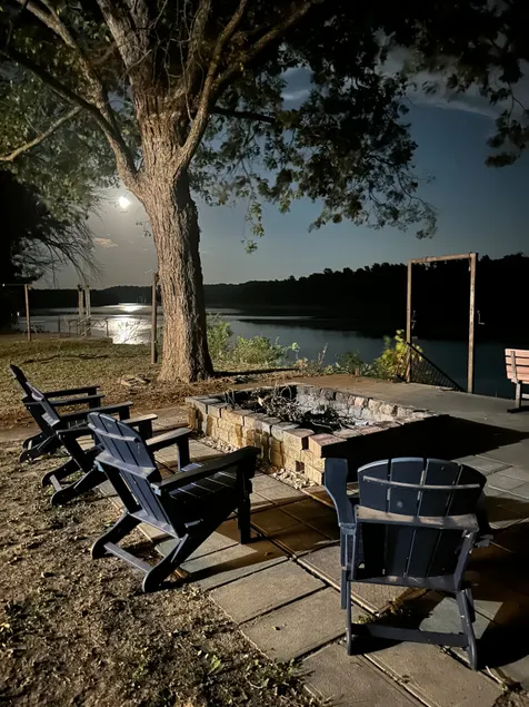 Rivers Edge Retreat - Image 1