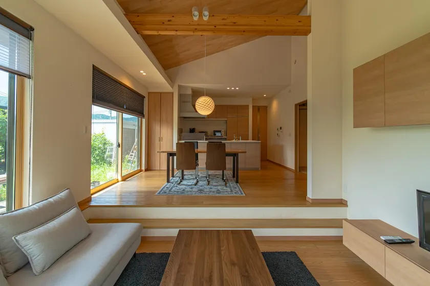 Entire modern Japanese-style cypress villa for rent | Spacious villa for everyone | BBQ, hot spring, and outdoor activities - Image 1