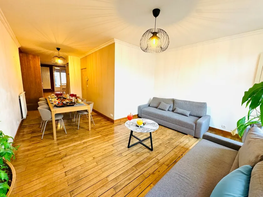 Theatrical | Large Terrace | Center ｜3 Bedrooms - Image 1