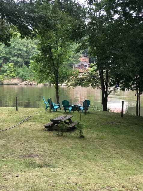 River Camp 4 rustic simplicity & private shoreline - Image 1
