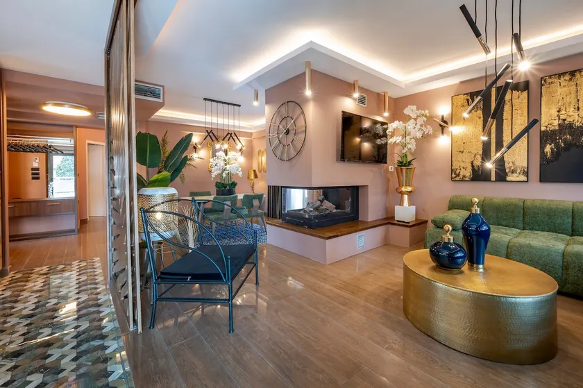Anna Suites - Image 1
