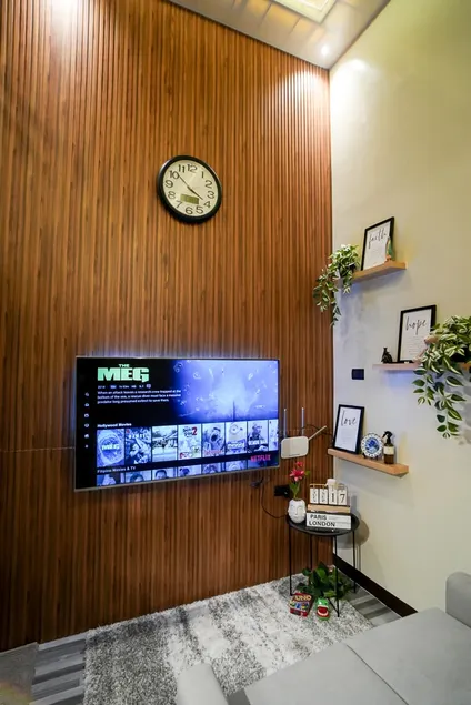 MetroNOOK Lucena Cozy Loft Type, AC, WI-FI,Netflix,Prime Video - Image 1