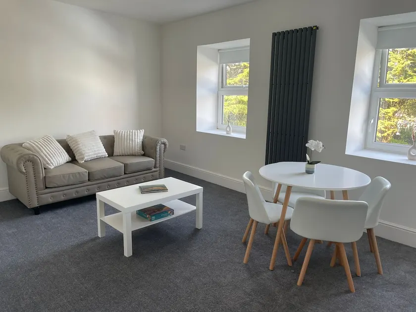 2-bed apartment Mumbles, super king & bunk beds - Image 1