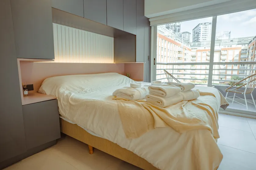 A bright loft in Puerto Madero - Image 1