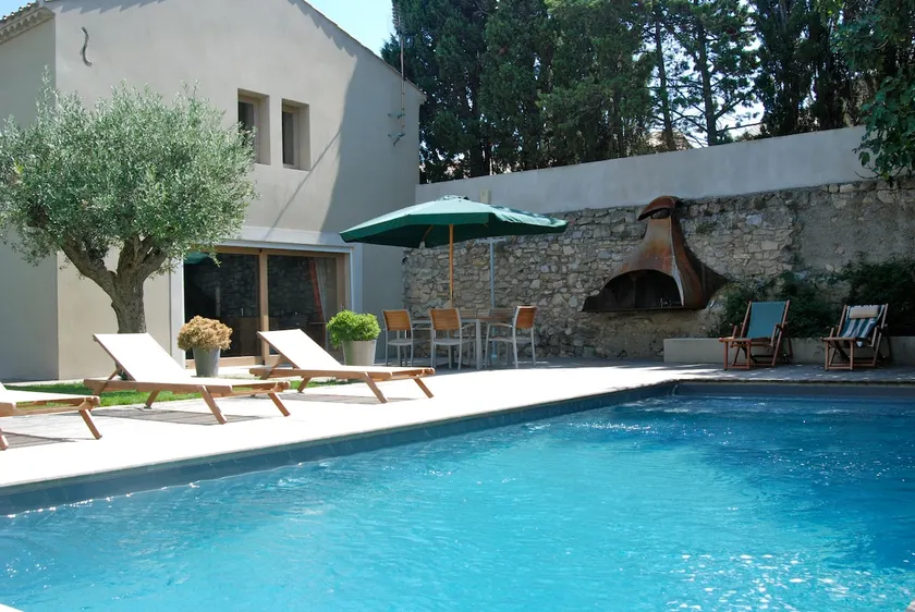 Luxury House - Exceptional - Image 1